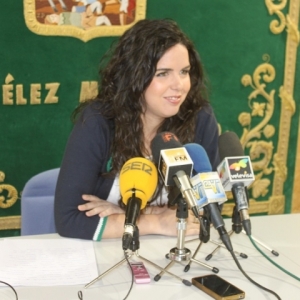 El Ayuntamiento suscribe convenios con 37 empresas locales para ofrecer prácticas profesionales a desempleados